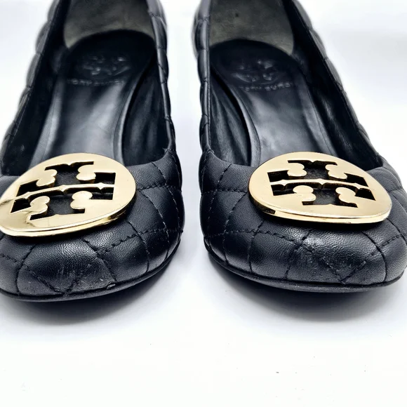 Tory Burch Black Quilted Wedges with Gold Logo - Picture 5 of 15